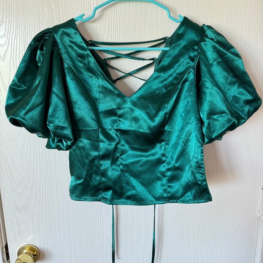 Puff sleeve top